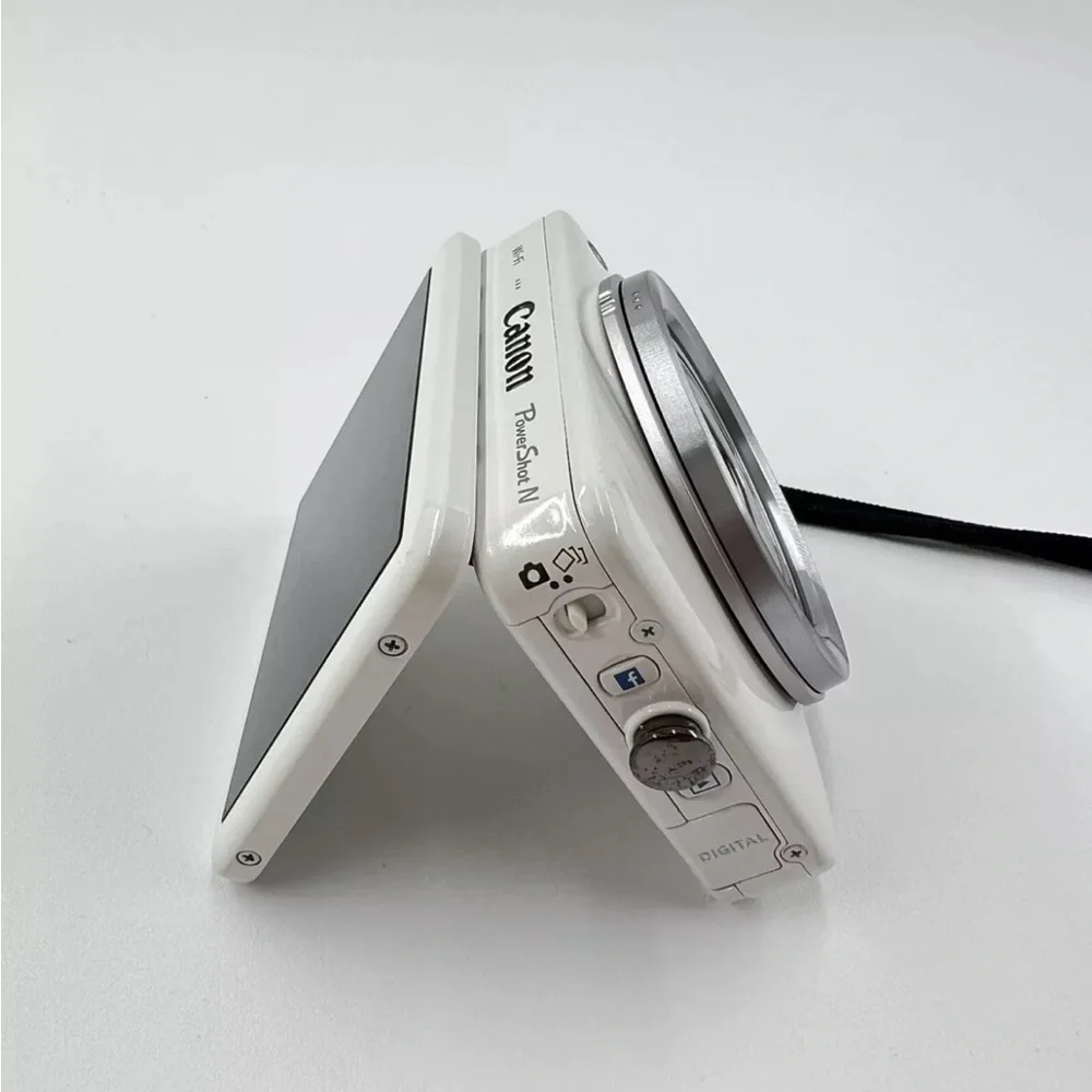 Canon Powershot N digital camera